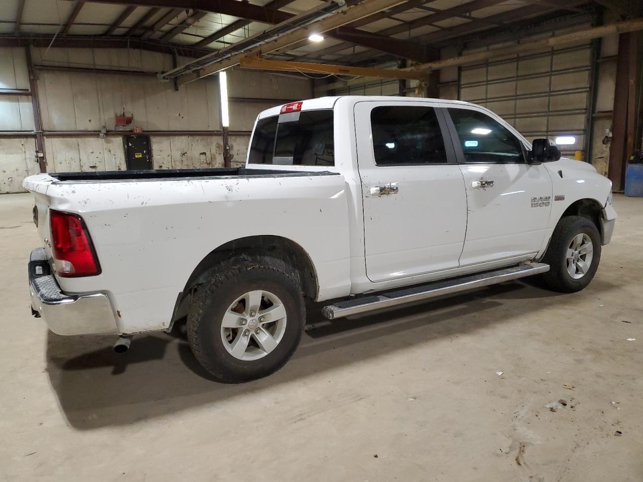 2017 RAM 1500 SLT - Image 3