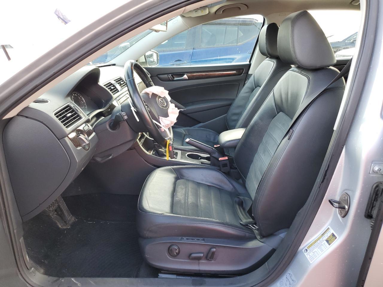 2014 VOLKSWAGEN PASSAT SEL - Фото 7