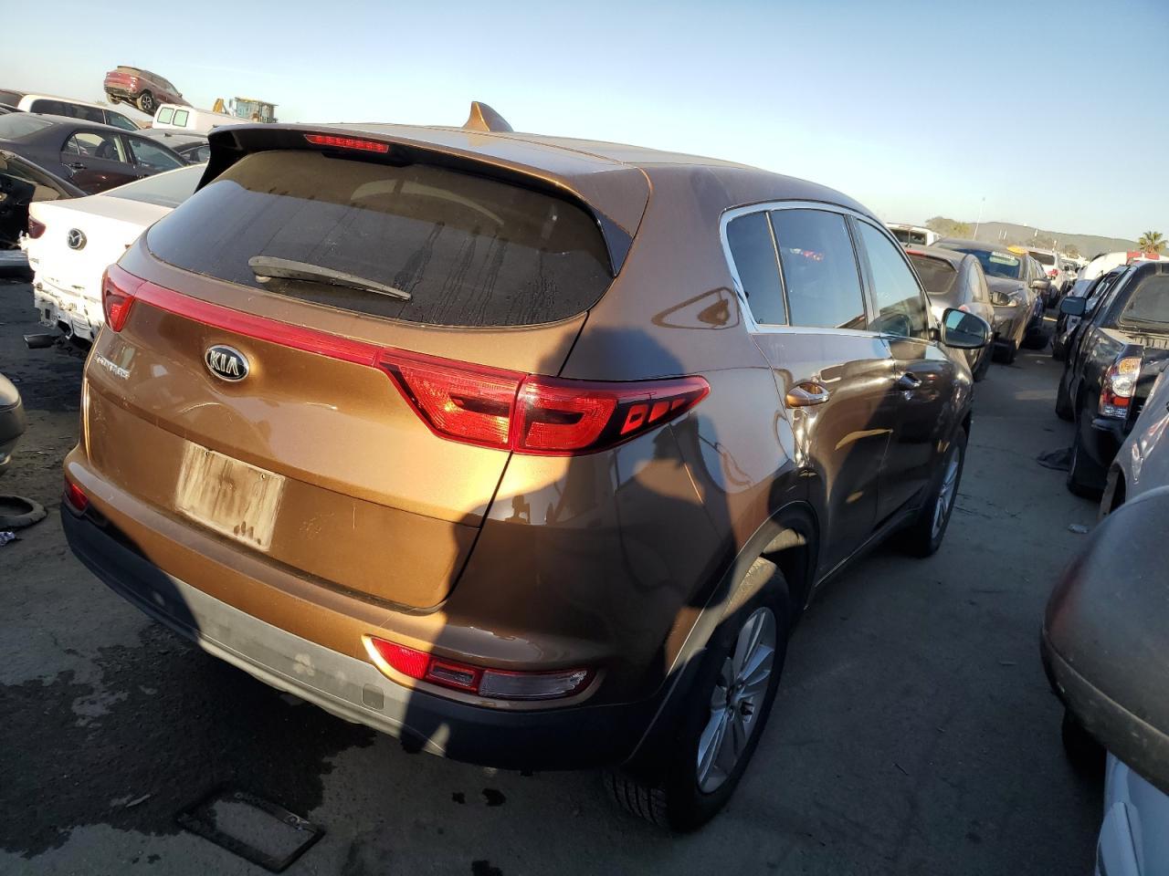 2017 KIA SPORTAGE L - Image 3