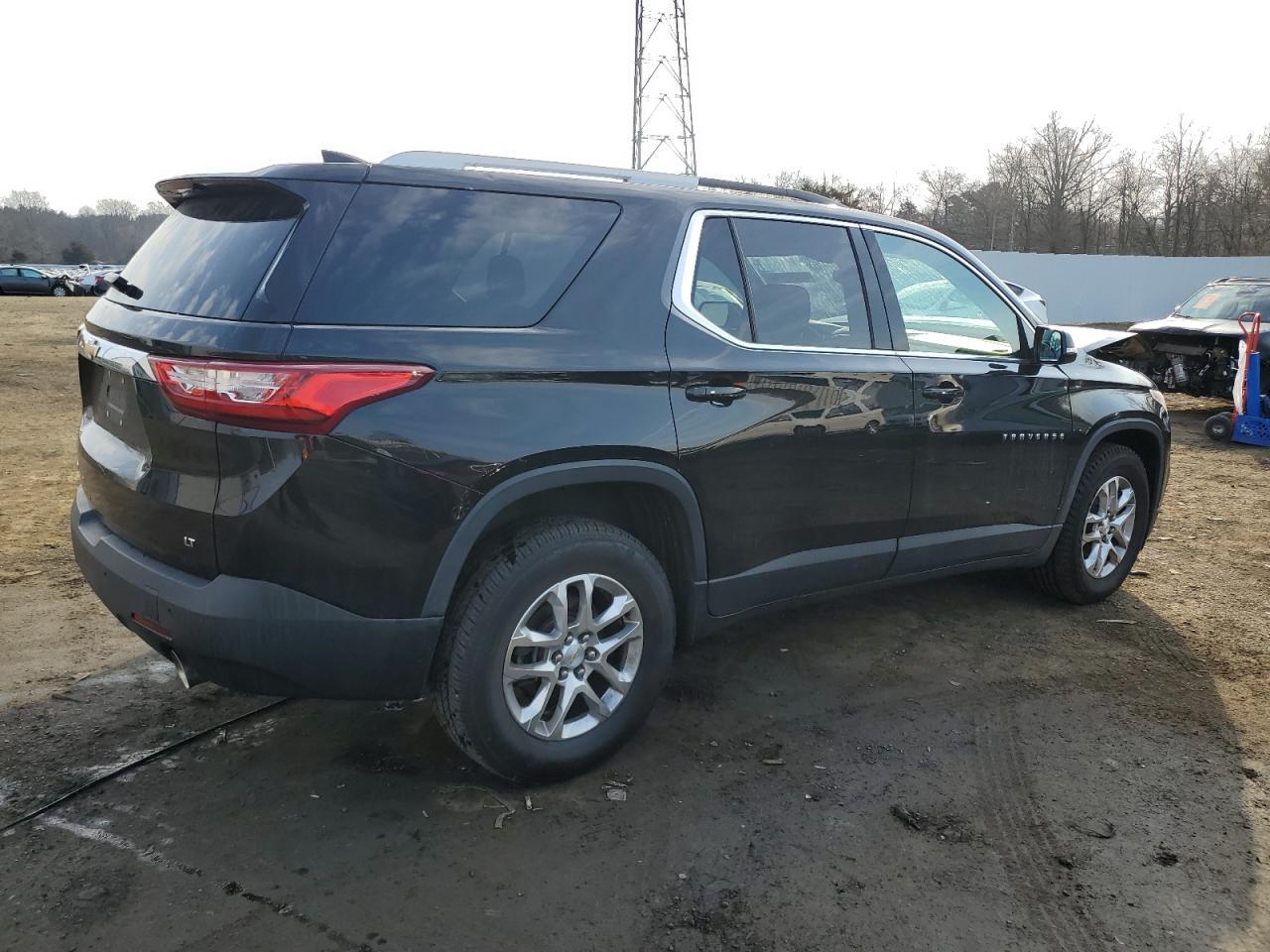 2018 CHEVROLET TRAVERSE L - Фото 3