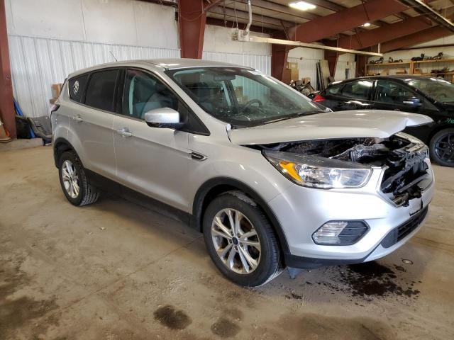 2017 Ford Escape Se - Фото 4