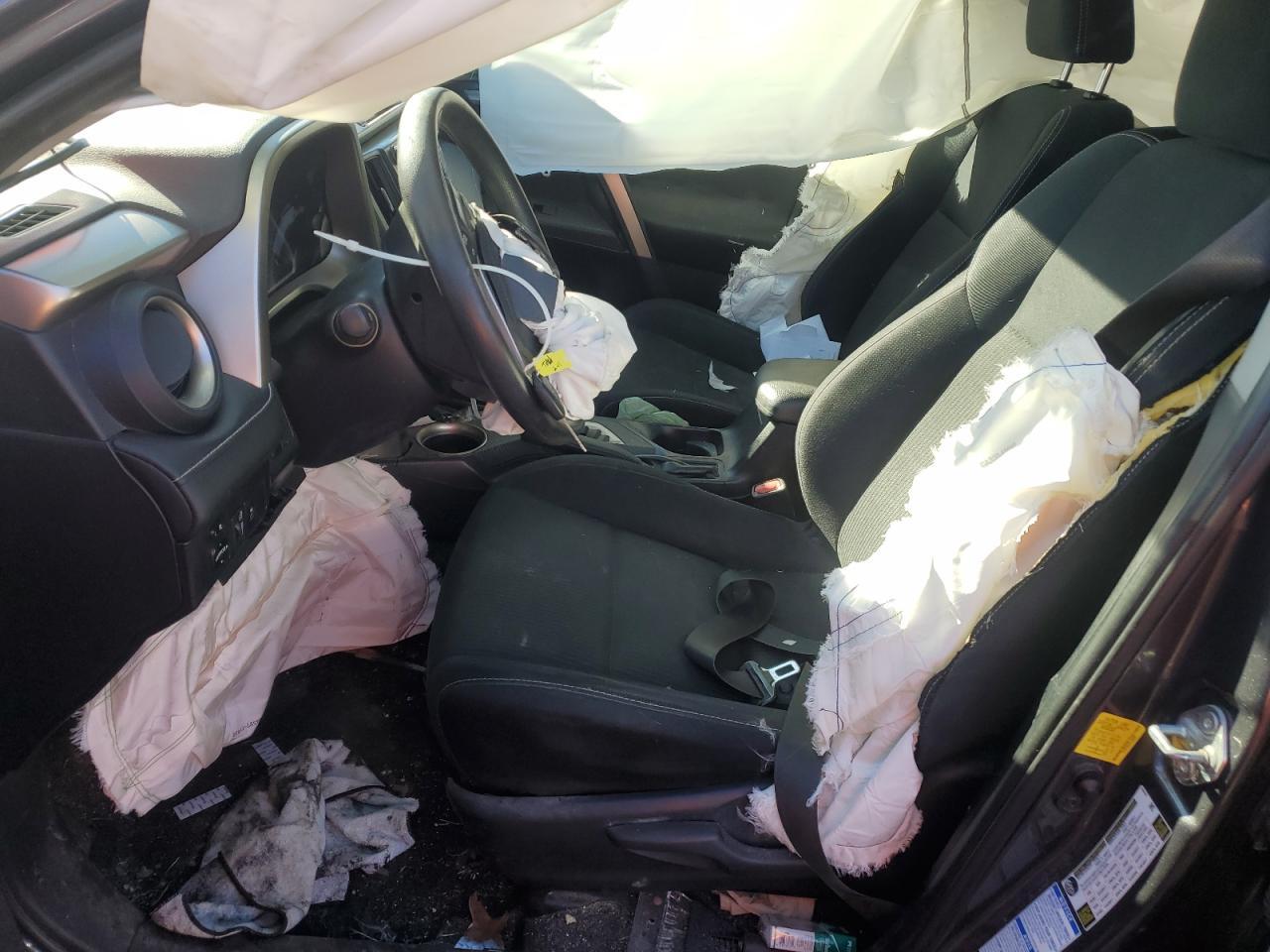 2015 TOYOTA RAV4 XLE - Фото 7