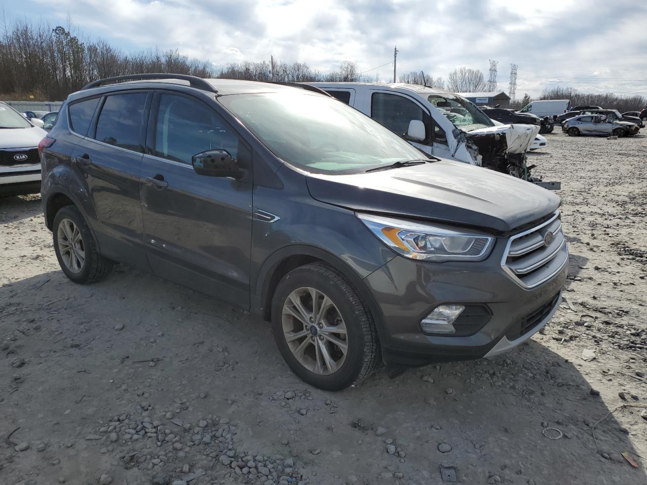 2019 FORD ESCAPE SEL - Фото 4