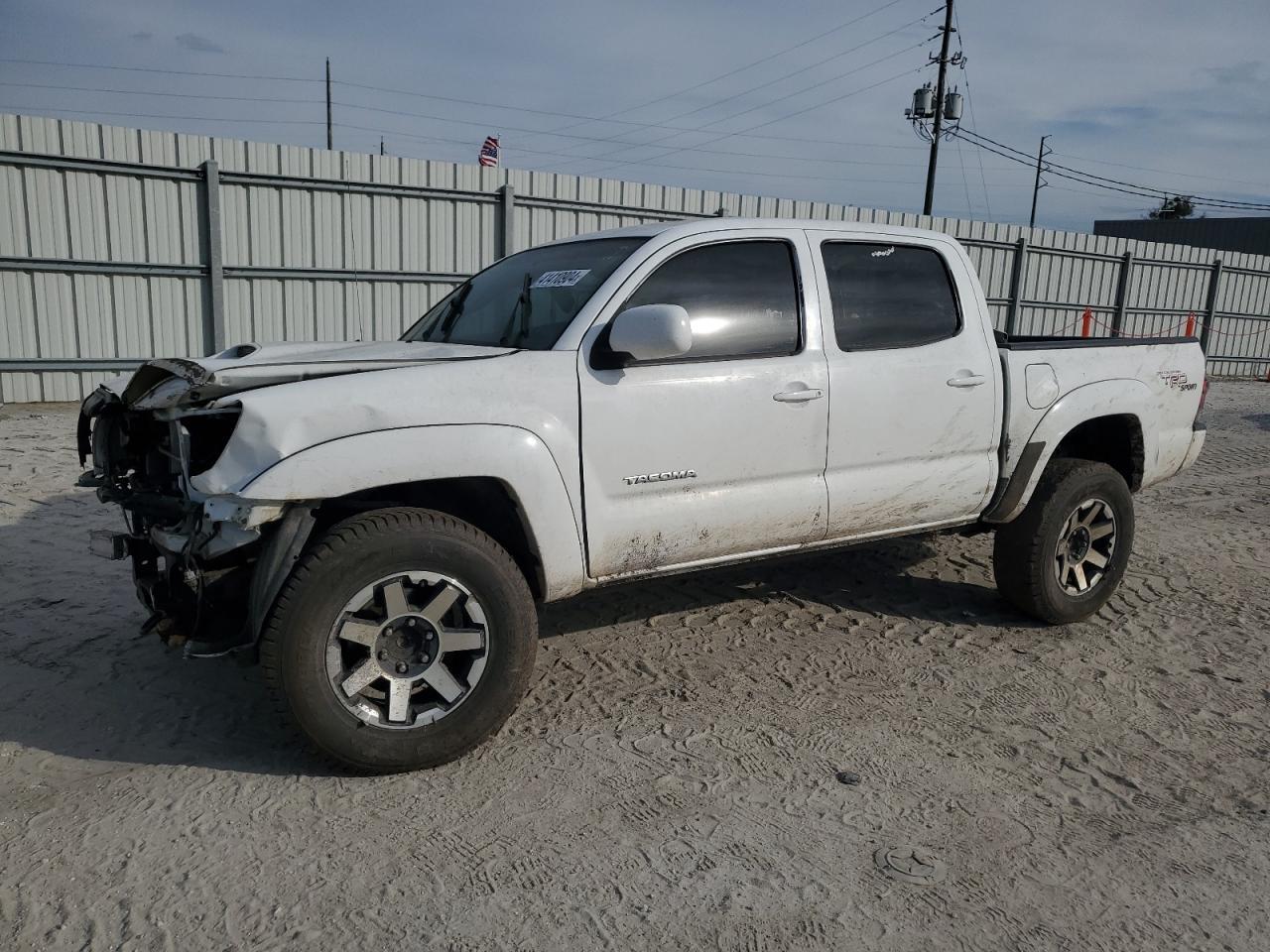 2011 TOYOTA TACOMA DOU
