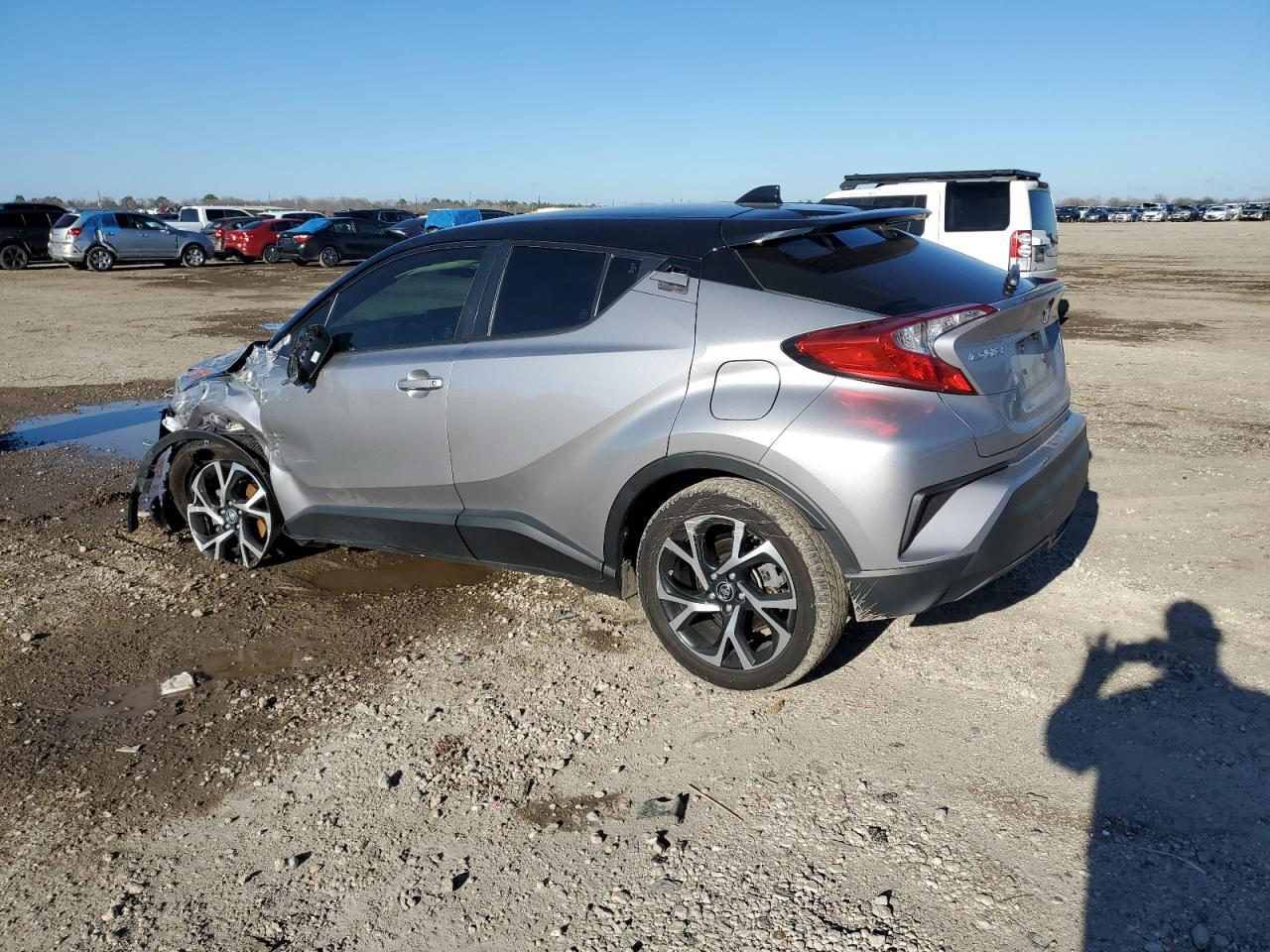 2019 TOYOTA C-HR XLE - Фото 2