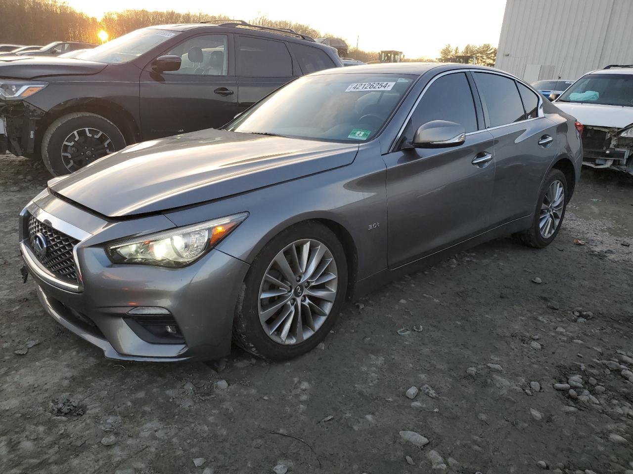 2018 INFINITI Q50 LUXE
