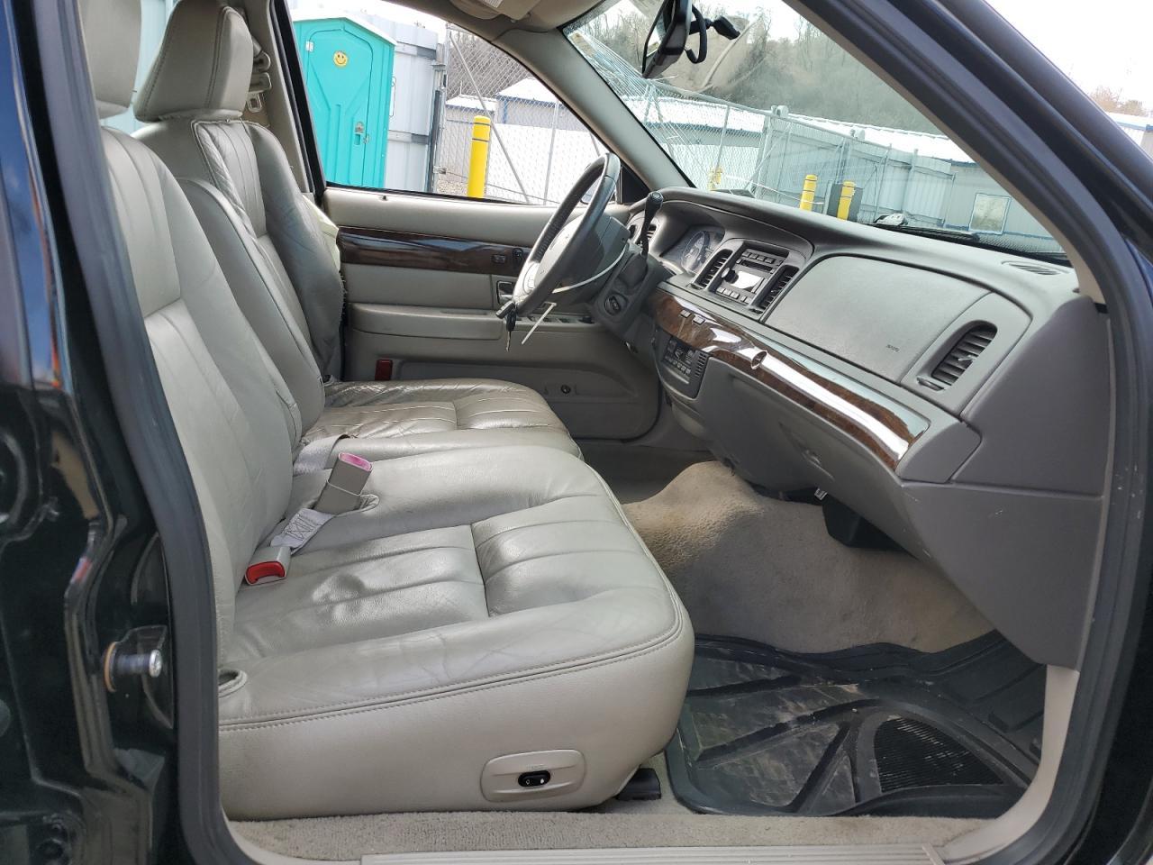2010 MERCURY GRAND MARQ - Фото 7