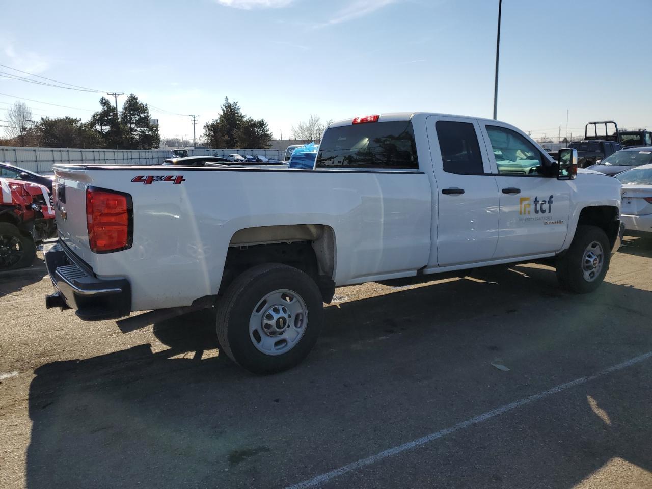 2019 CHEVROLET SILVERADO - Фото 3