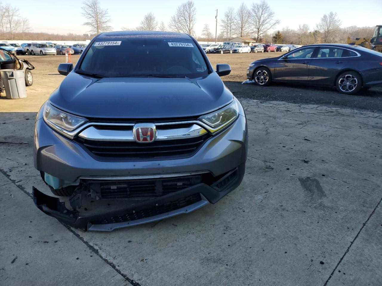 2018 HONDA CR-V LX - Image 5