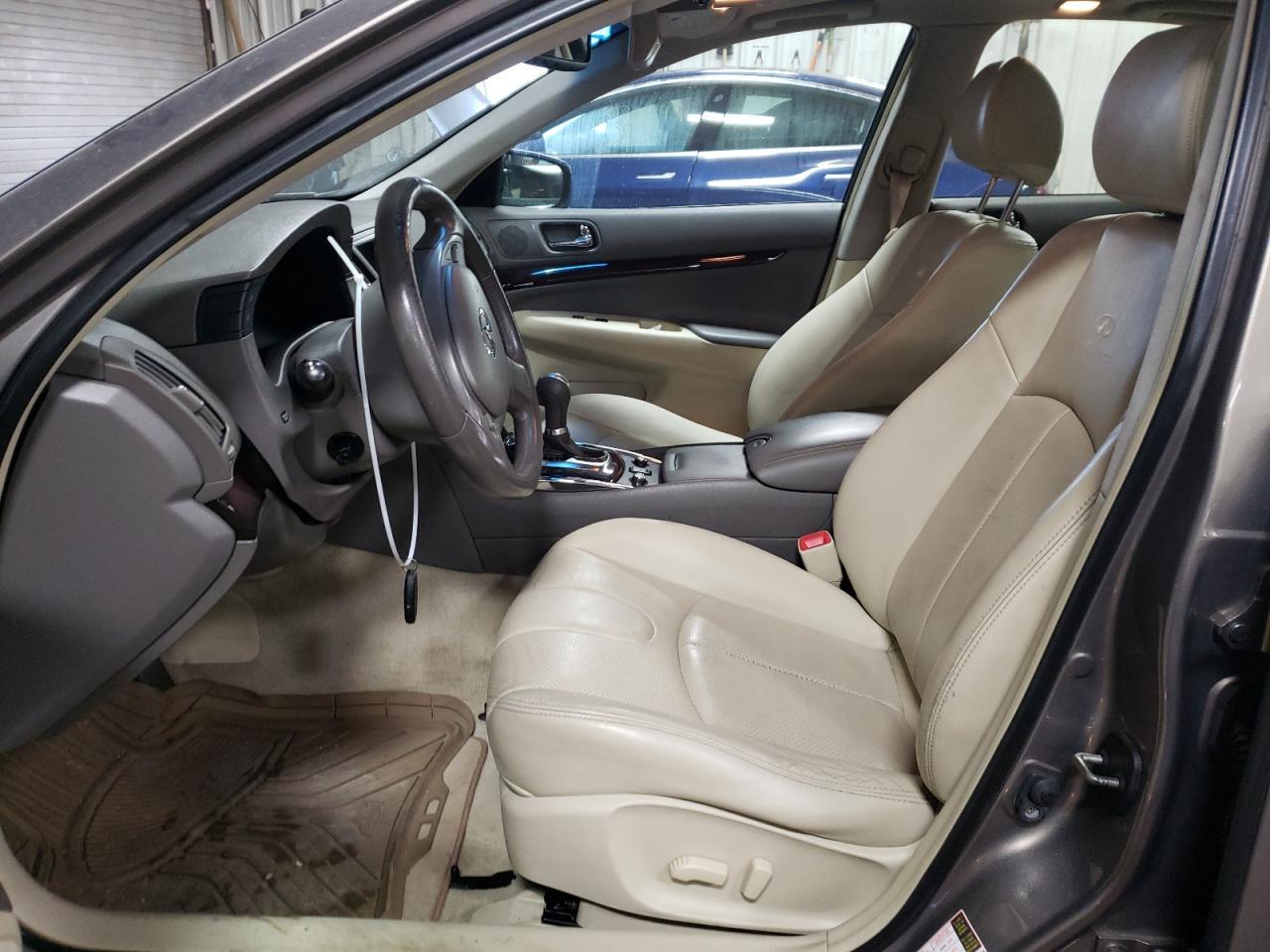 2012 INFINITI G37 - Image 7