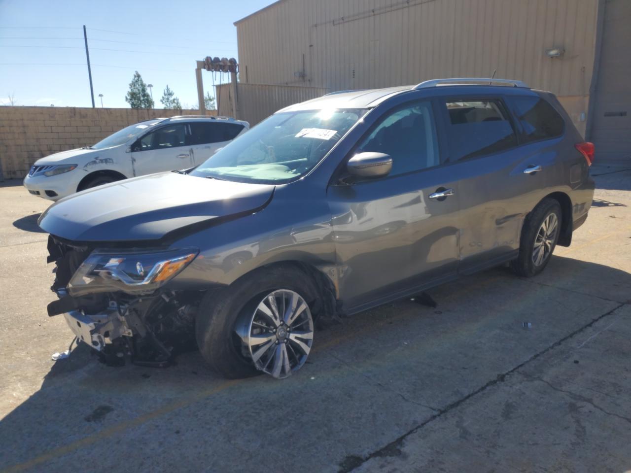 2018 NISSAN PATHFINDER