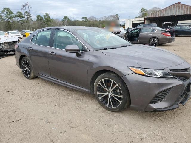 2020 Toyota Camry Se - Фото 4