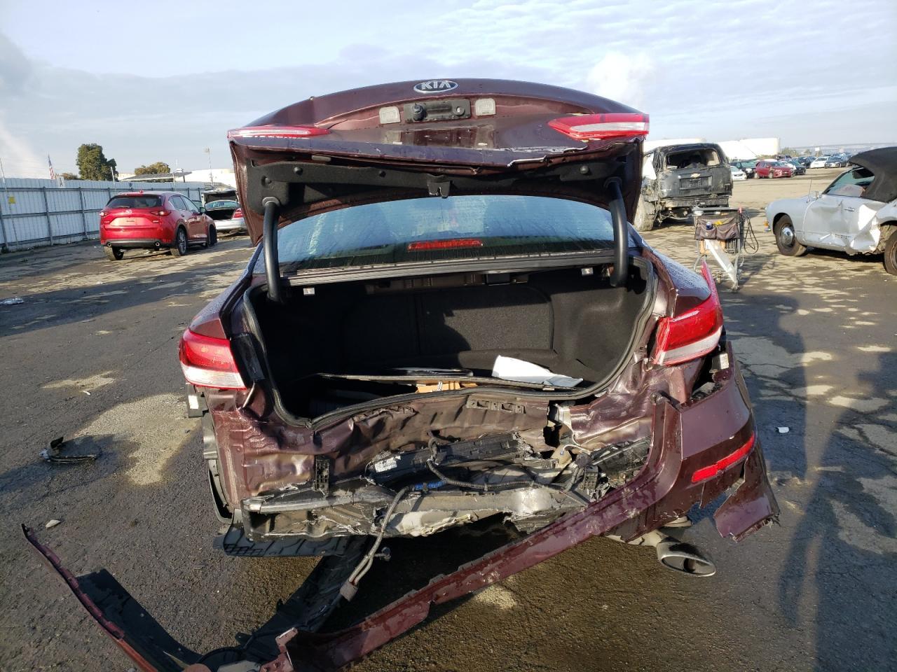 2019 KIA OPTIMA LX - Фото 6
