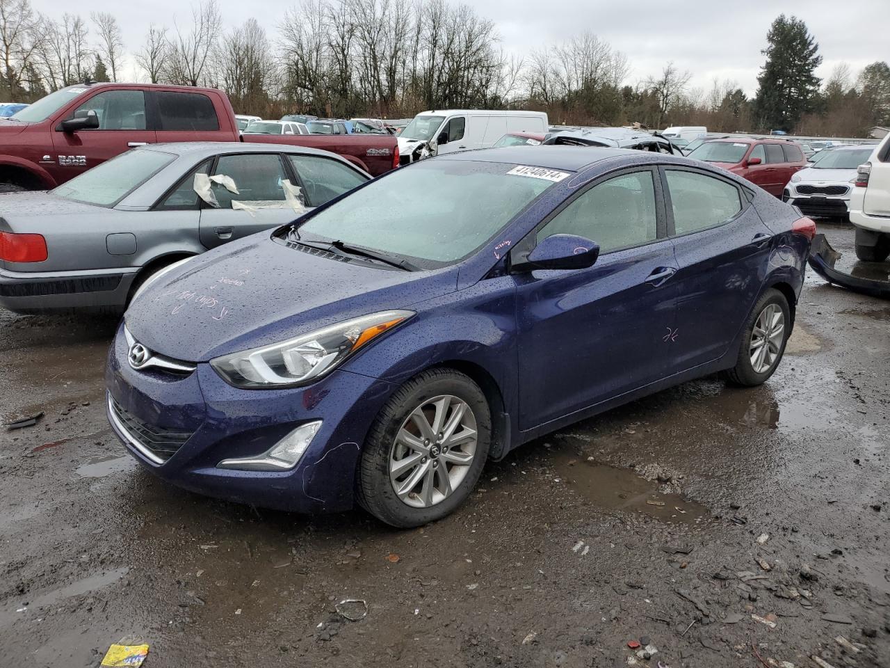 2014 HYUNDAI ELANTRA SE