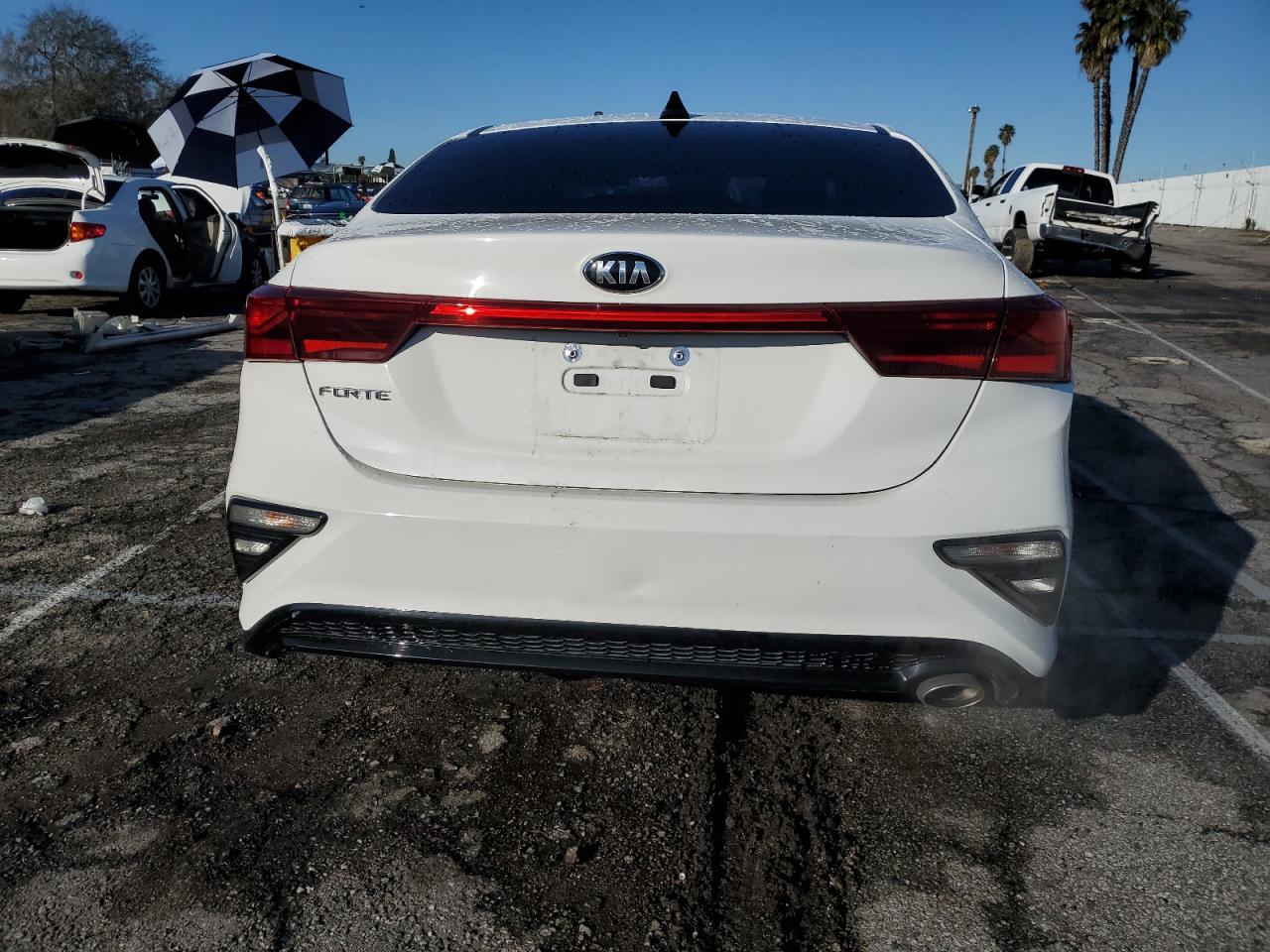 2021 KIA FORTE FE - Image 6