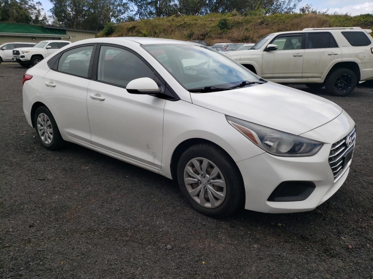 2019 HYUNDAI ACCENT SE - Фото 4