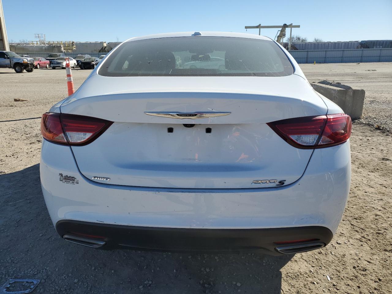 2015 CHRYSLER 200 S - Фото 6