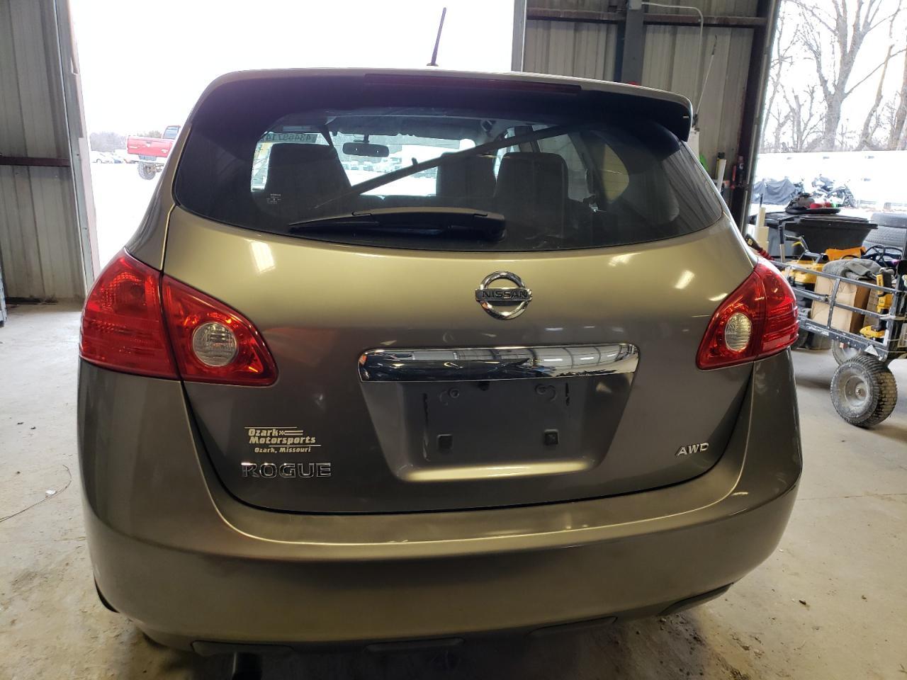 2013 NISSAN ROGUE S - Фото 6