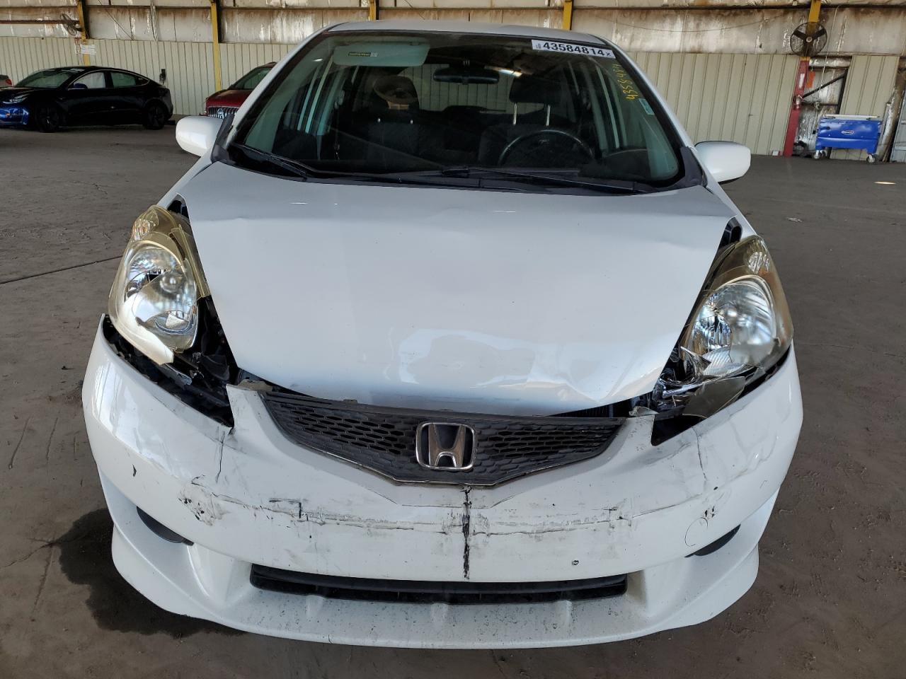 2011 HONDA FIT SPORT - Фото 5