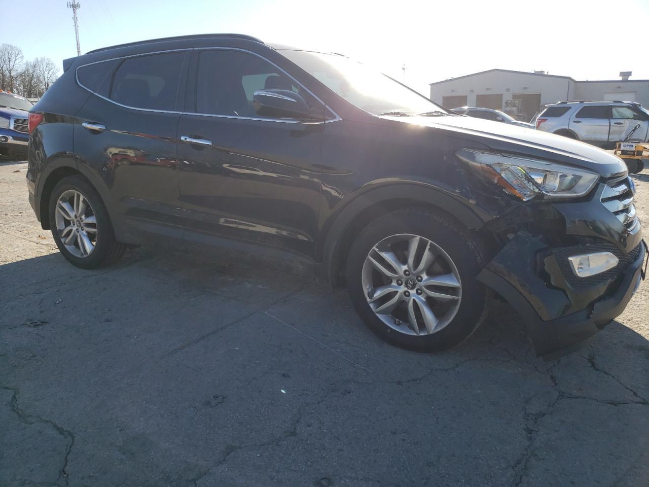 2013 HYUNDAI SANTA FE S - Image 4