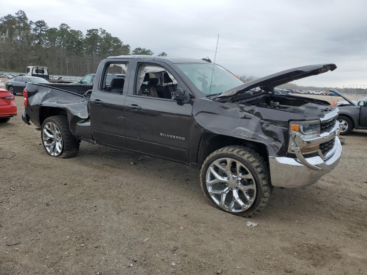 2019 CHEVROLET SILVERADO - Фото 4