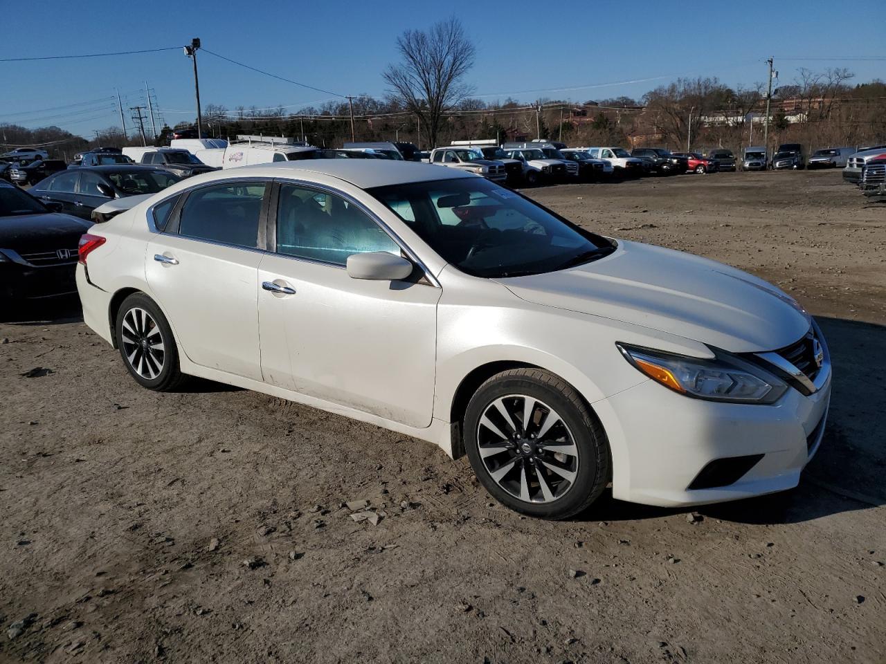 2017 NISSAN ALTIMA 2.5 - Image 4