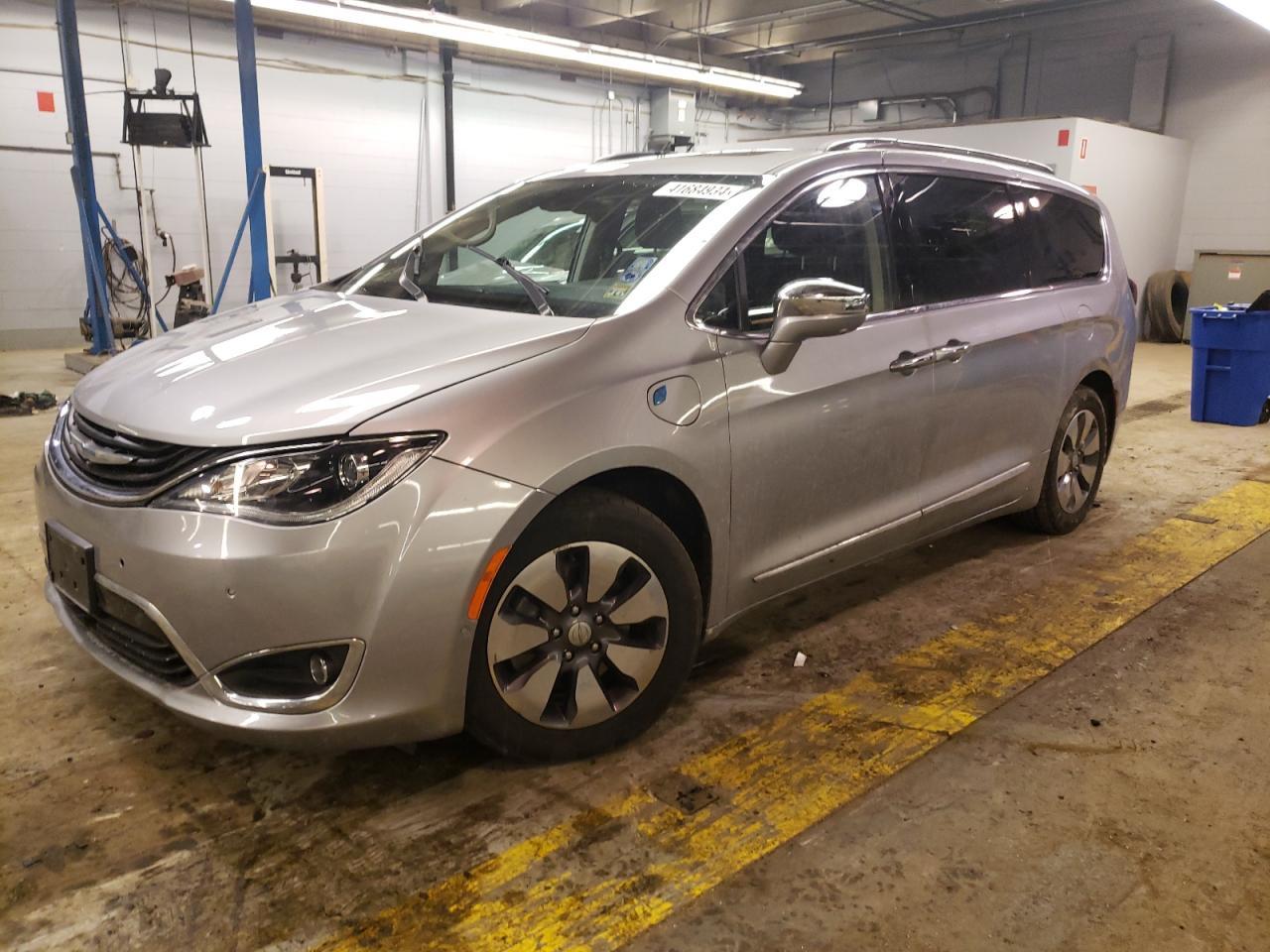 2018 CHRYSLER PACIFICA H car image