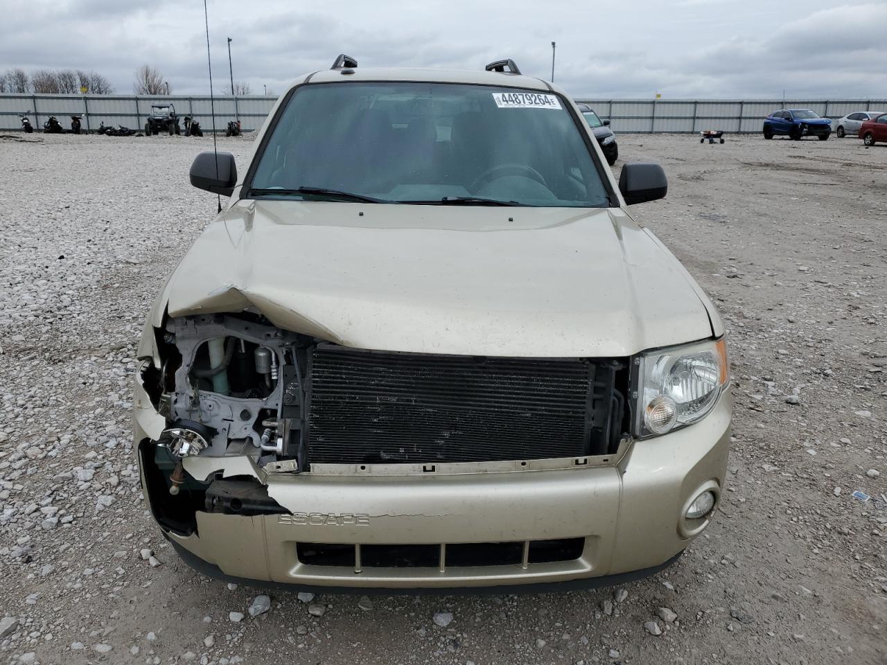 2010 FORD ESCAPE XLT - Image 5