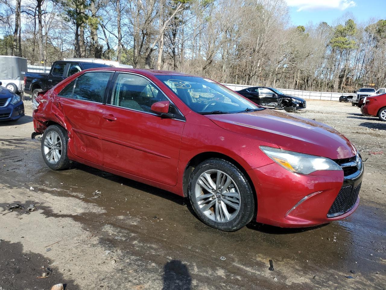 2015 TOYOTA CAMRY LE - Image 4