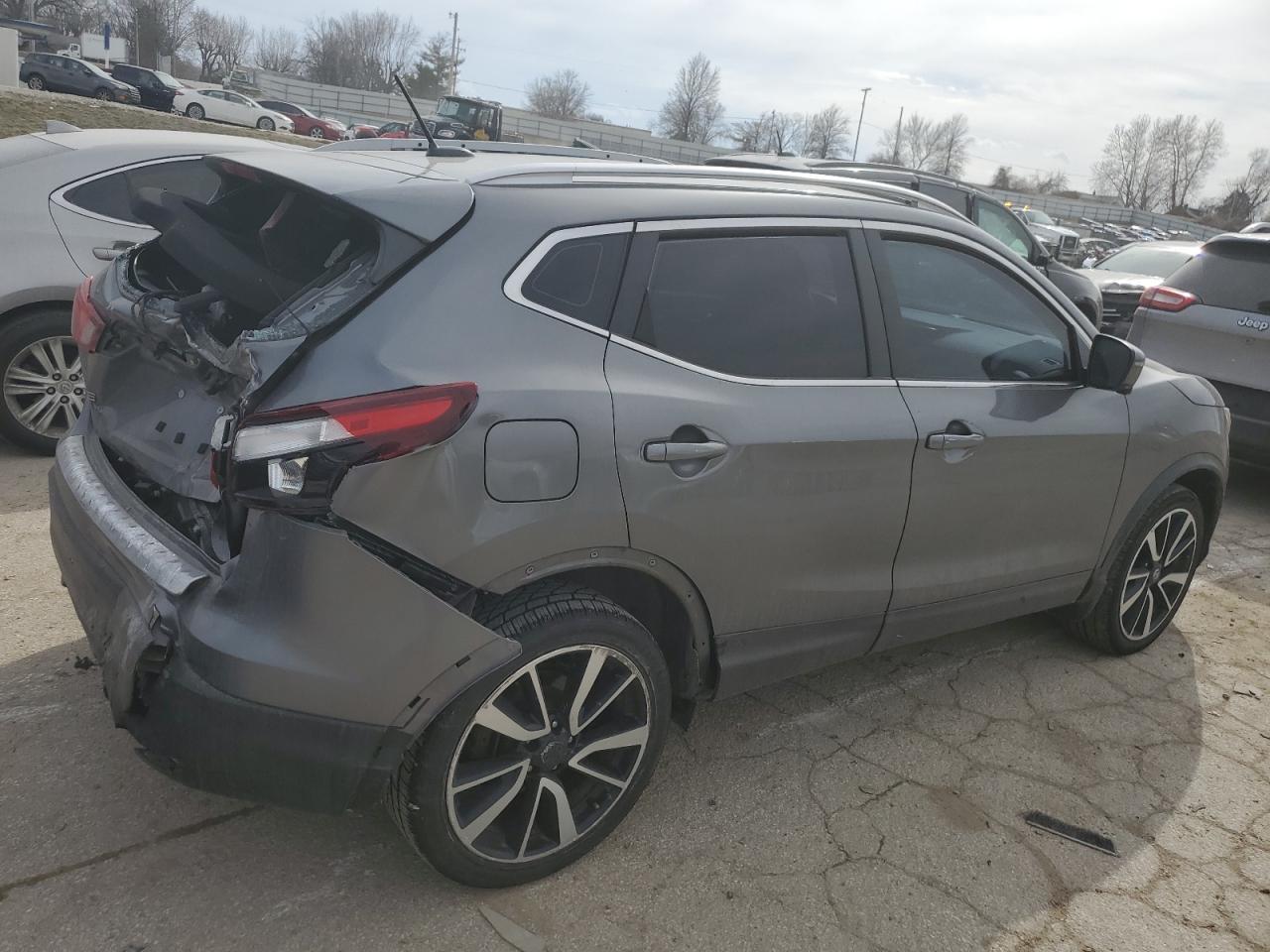 2017 NISSAN ROGUE SPOR - Фото 3