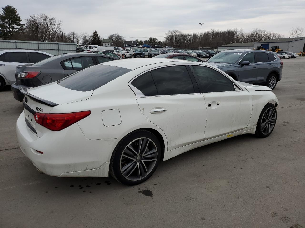 2015 INFINITI Q50 BASE - Image 3