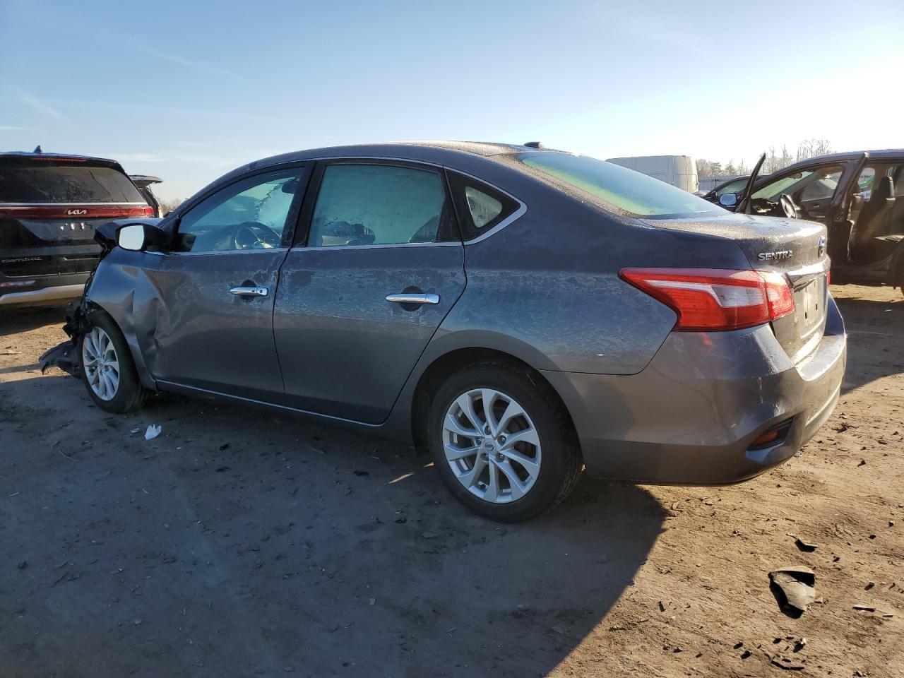 2018 NISSAN SENTRA S - Фото 2
