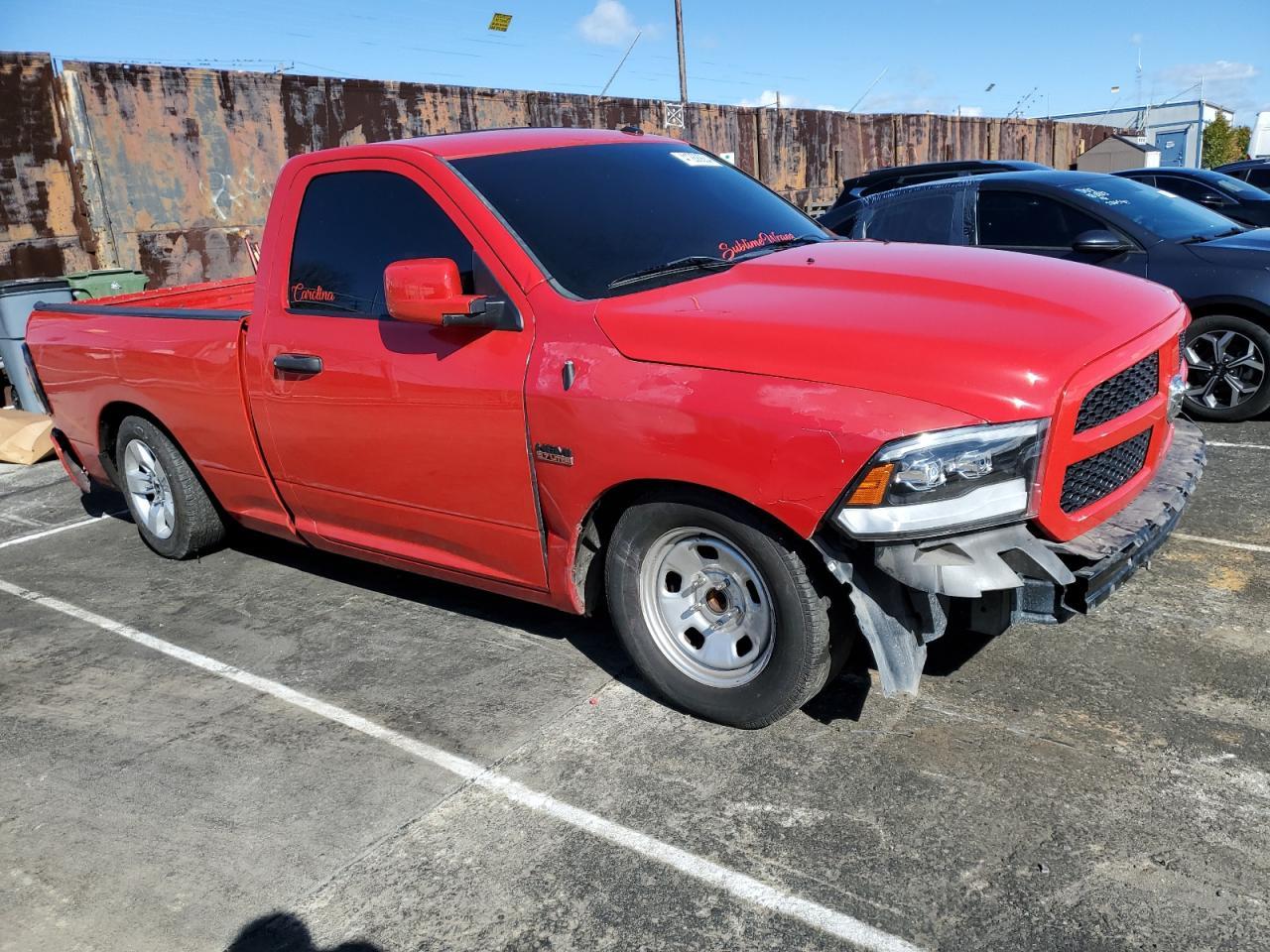 2014 RAM 1500 ST - Фото 4