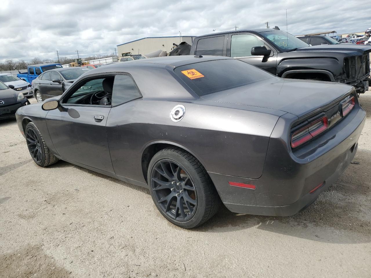2016 DODGE CHALLENGER - Image 2