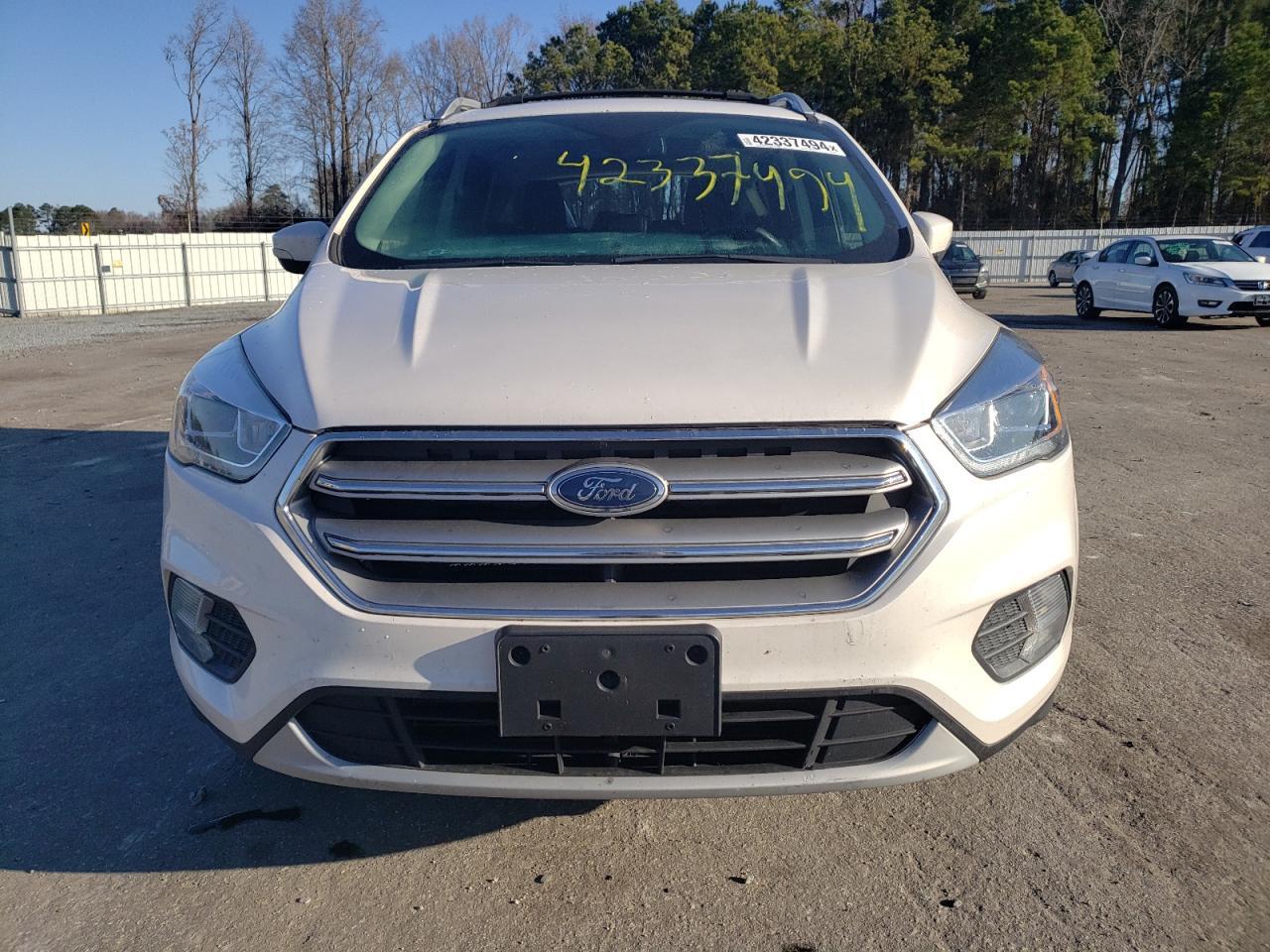 2017 FORD ESCAPE TIT - Image 5