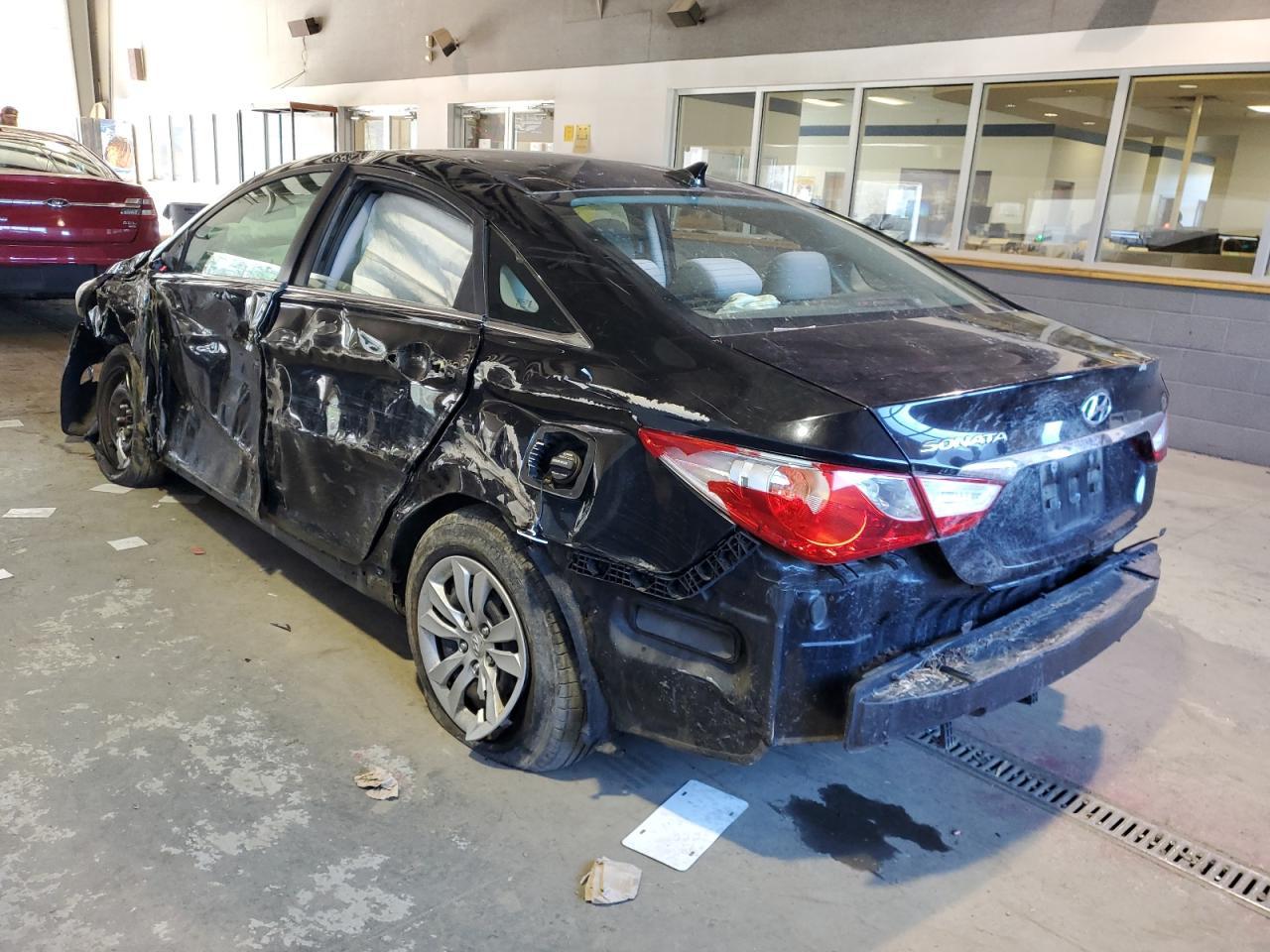 2011 HYUNDAI SONATA GLS - Image 2