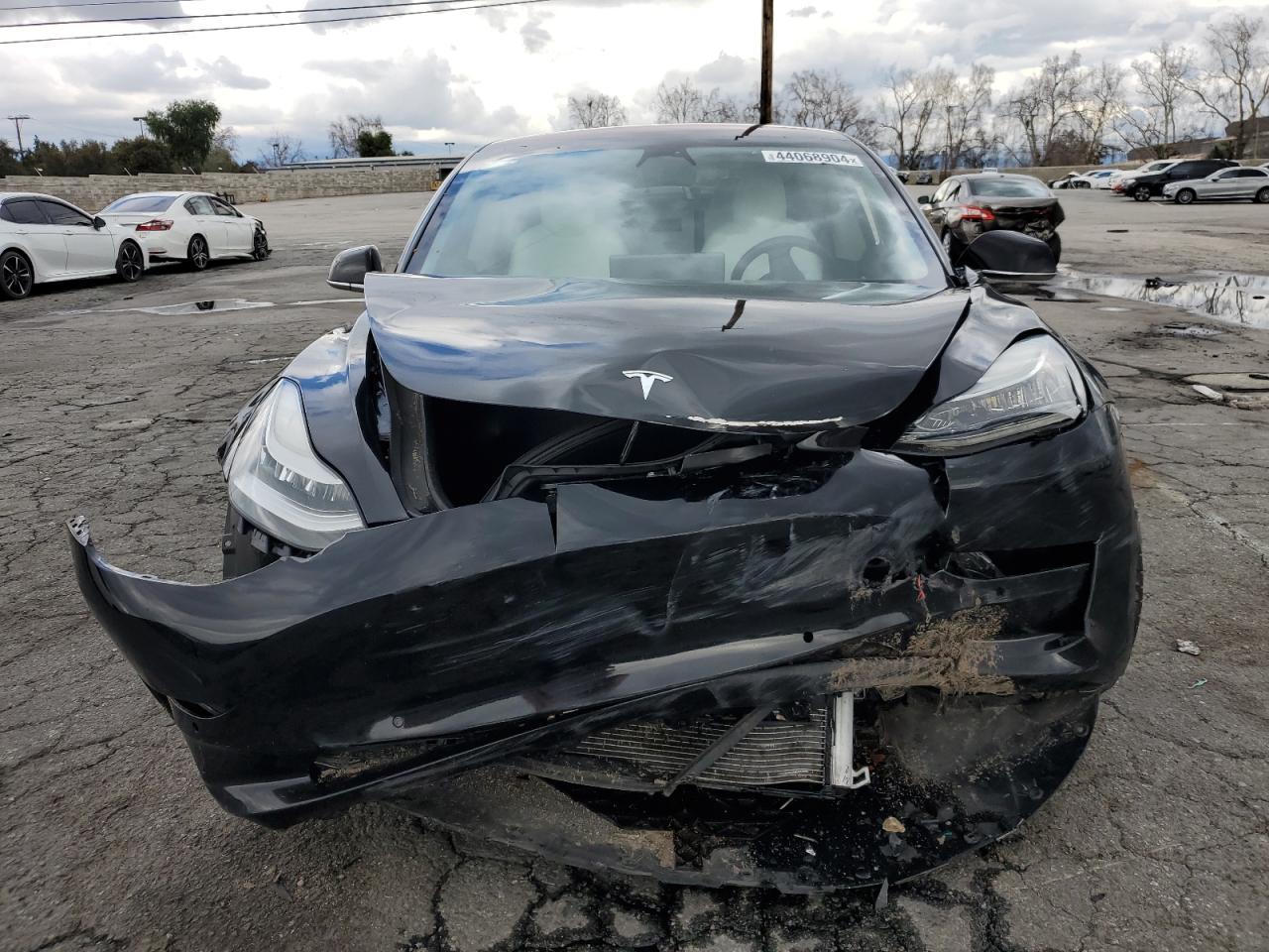 2019 TESLA MODEL 3 - Фото 5
