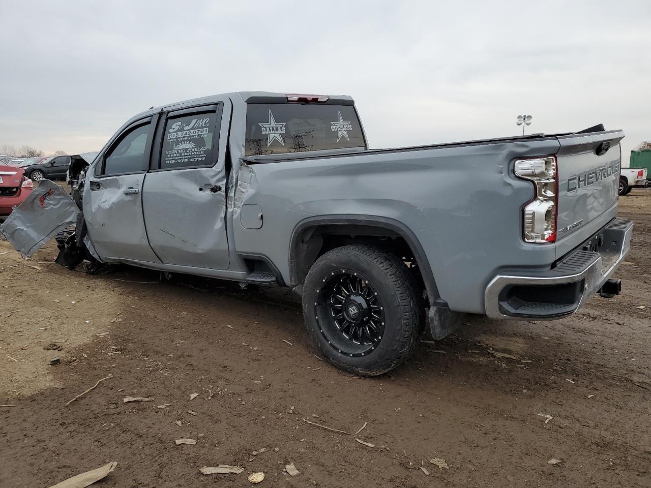 2024 CHEVROLET SILVERADO - Image 2