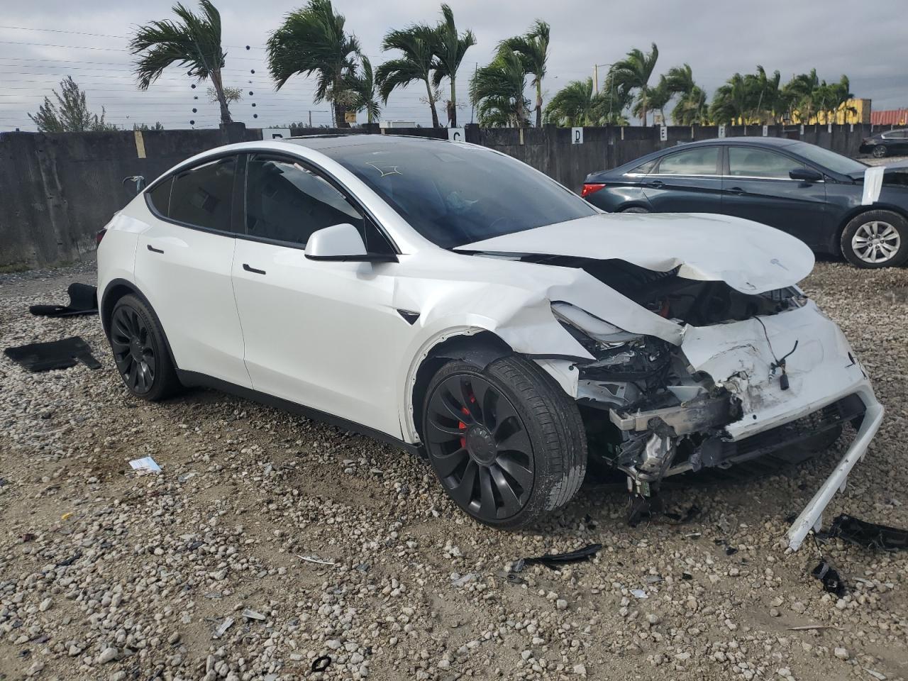 2022 TESLA MODEL Y - Image 4