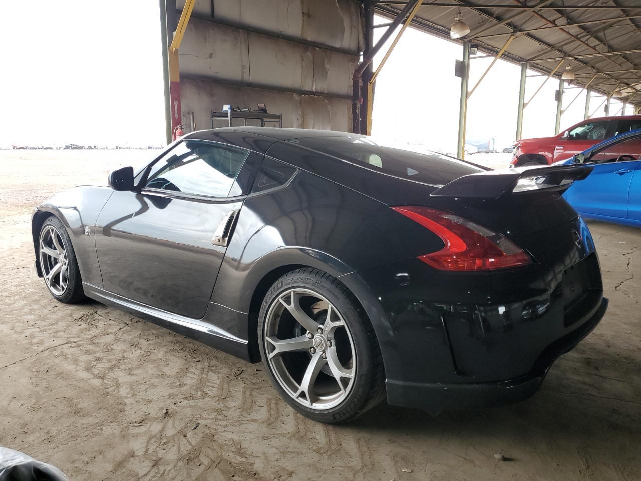 2010 NISSAN 370Z - Фото 2