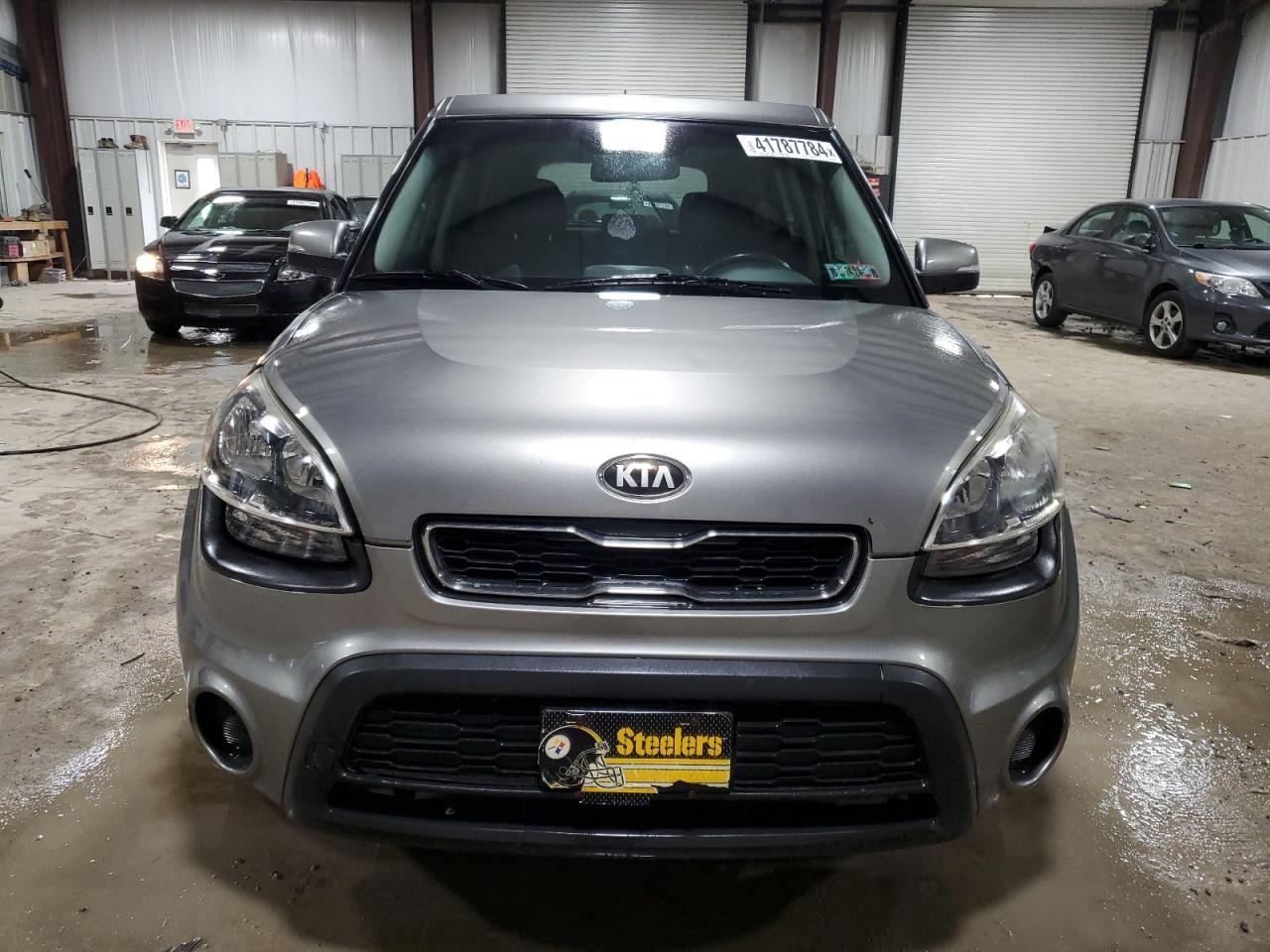 2013 KIA SOUL + - Image 5