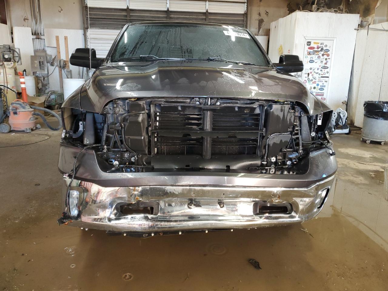 2015 RAM 1500 SLT - Image 5