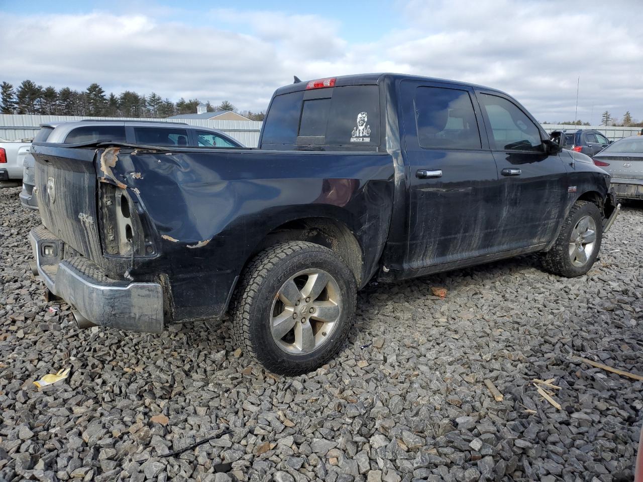 2015 RAM 1500 SLT - Фото 3