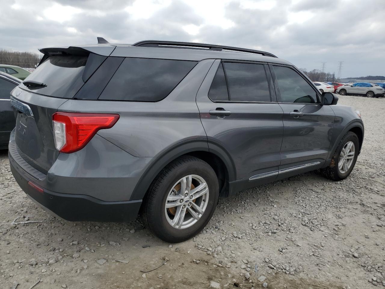 2023 FORD EXPLORER X - Image 3