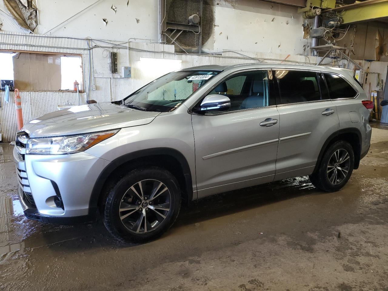 2018 TOYOTA HIGHLANDER car image