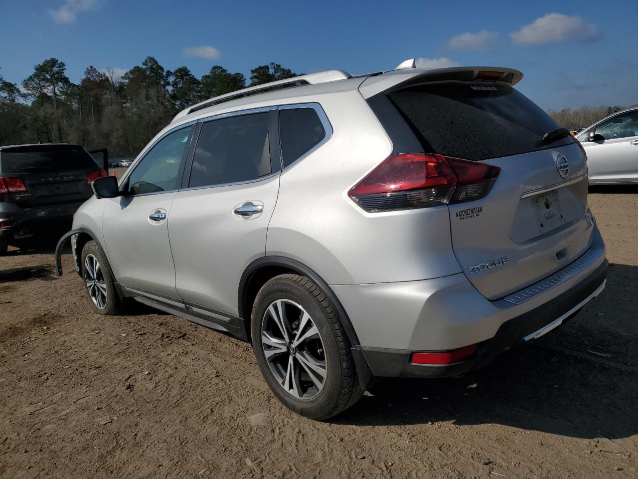2018 NISSAN ROGUE S - Фото 2