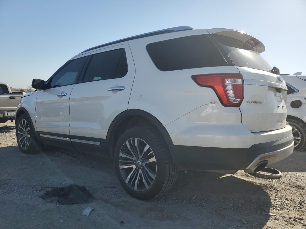 2016 FORD EXPLORER P - Image 2