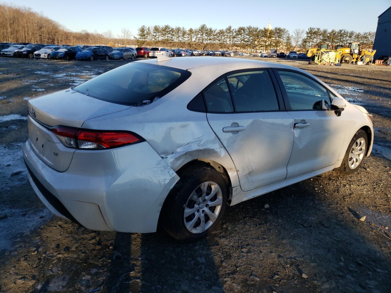 2022 TOYOTA COROLLA LE - Image 3