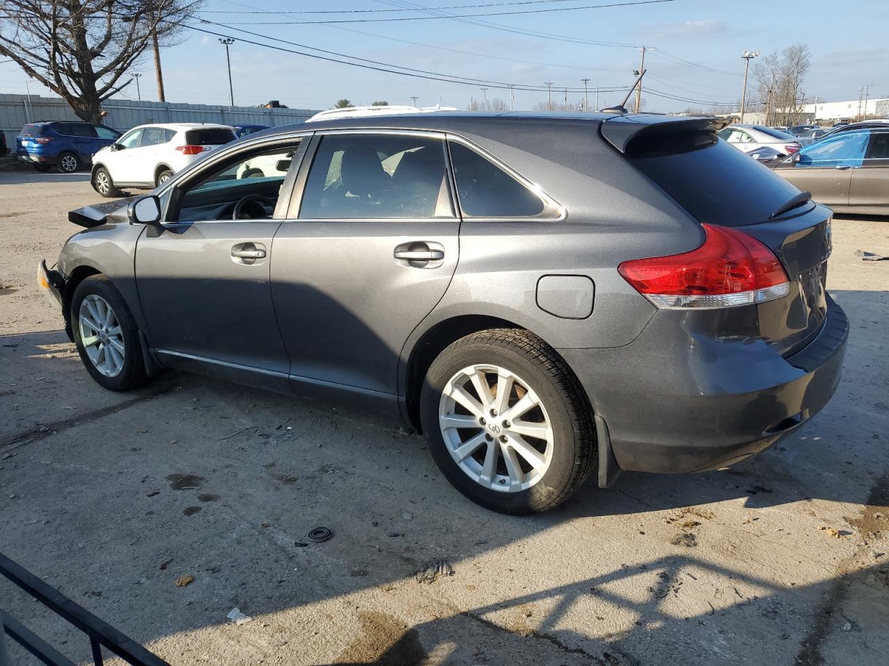2012 TOYOTA VENZA LE - Image 2