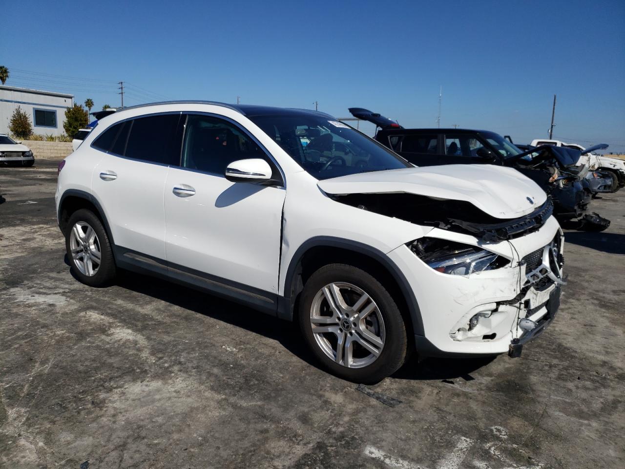 2021 MERCEDES-BENZ GLA 250 4M - Фото 4